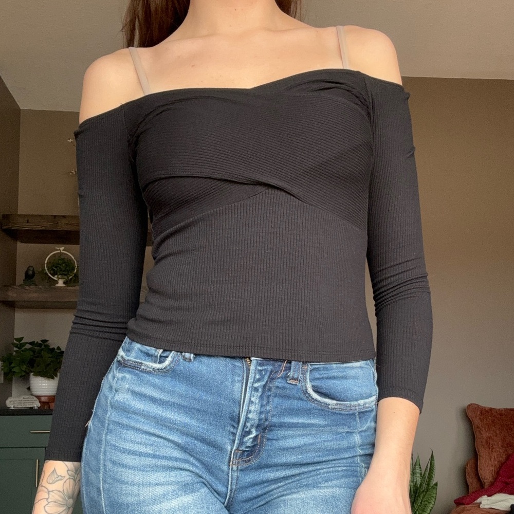 Women’s Off the Shoulder Top